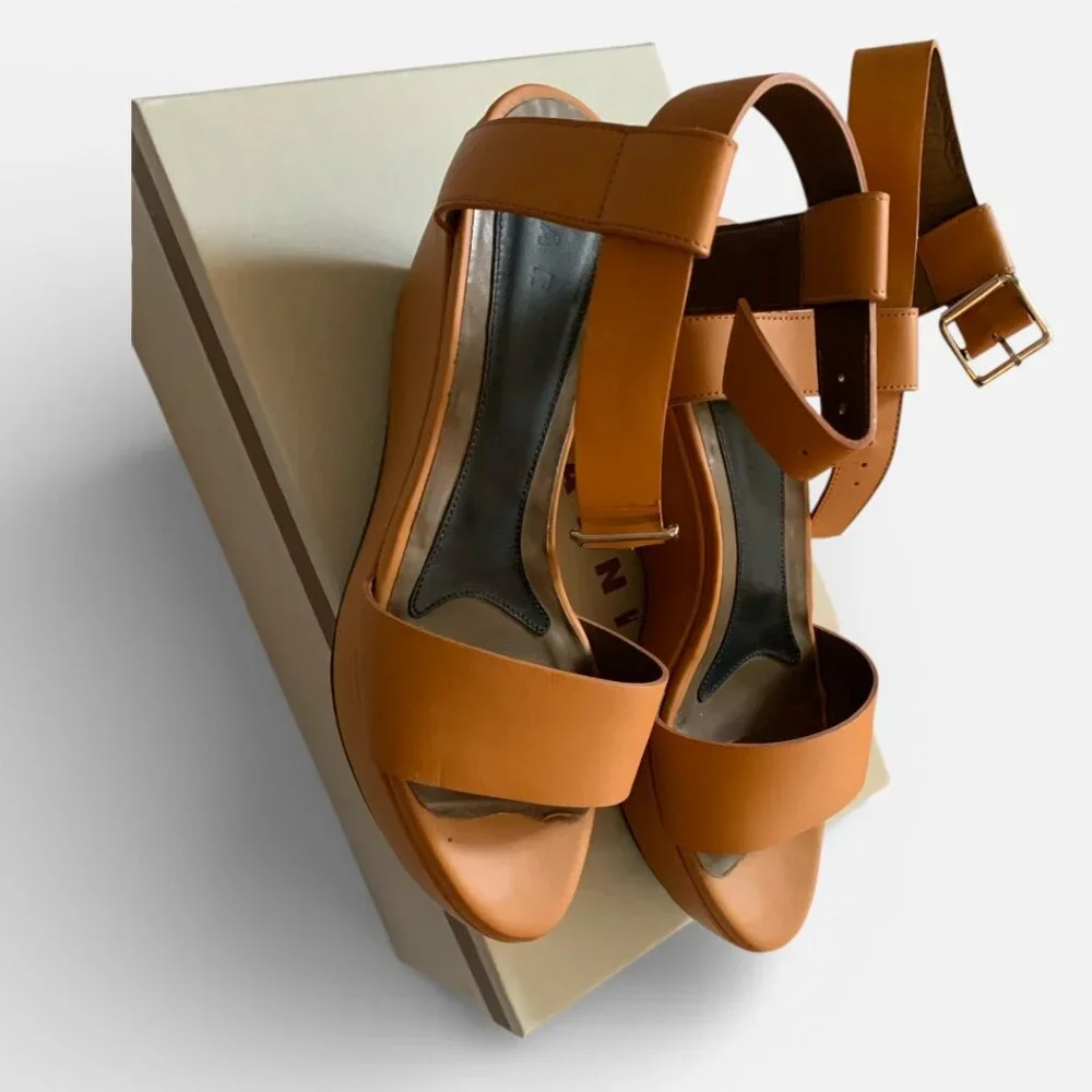 Marni Strappy Sandal, Camel color, Size 39 - Picture 8 of 9